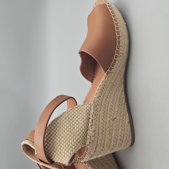 Gentle Souls by Kenneth Cole Celisse Espadrille Wedge Sandal, Women 7 - Picture 10 of 13